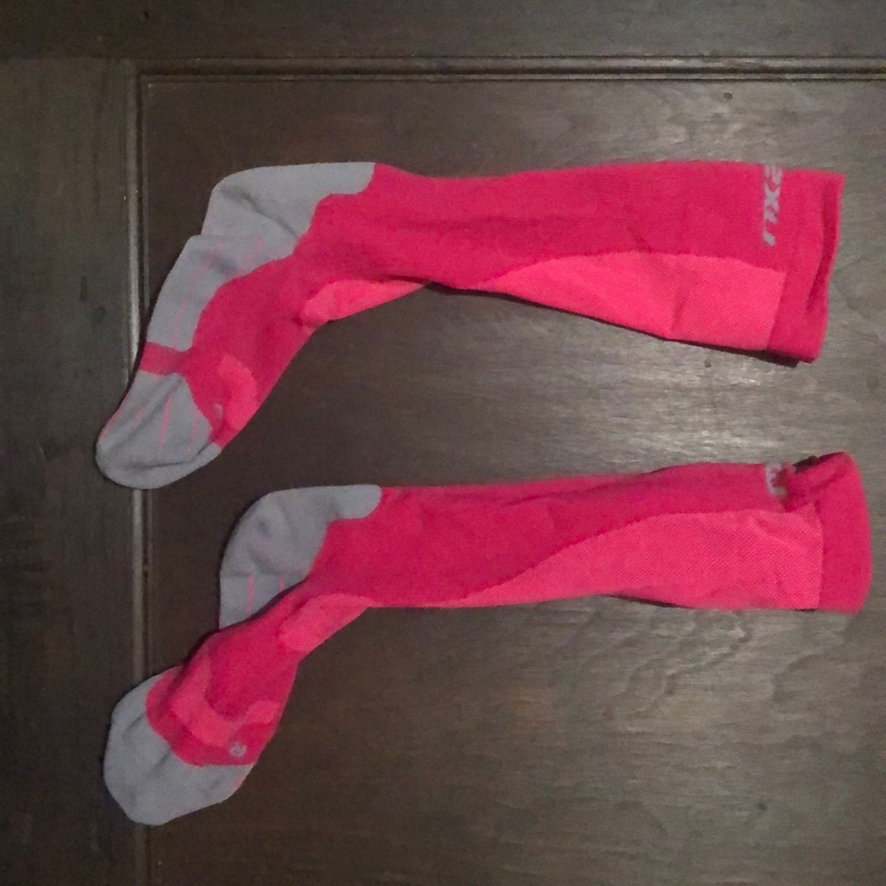 Compression running socks hot pink size medium